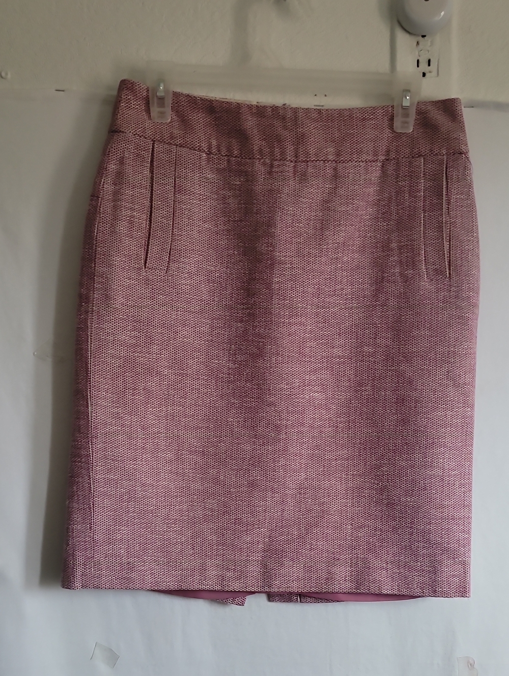 BANANA REPUBLIC.. Tailored Pink Tweed Pencil Skirt Size 6
